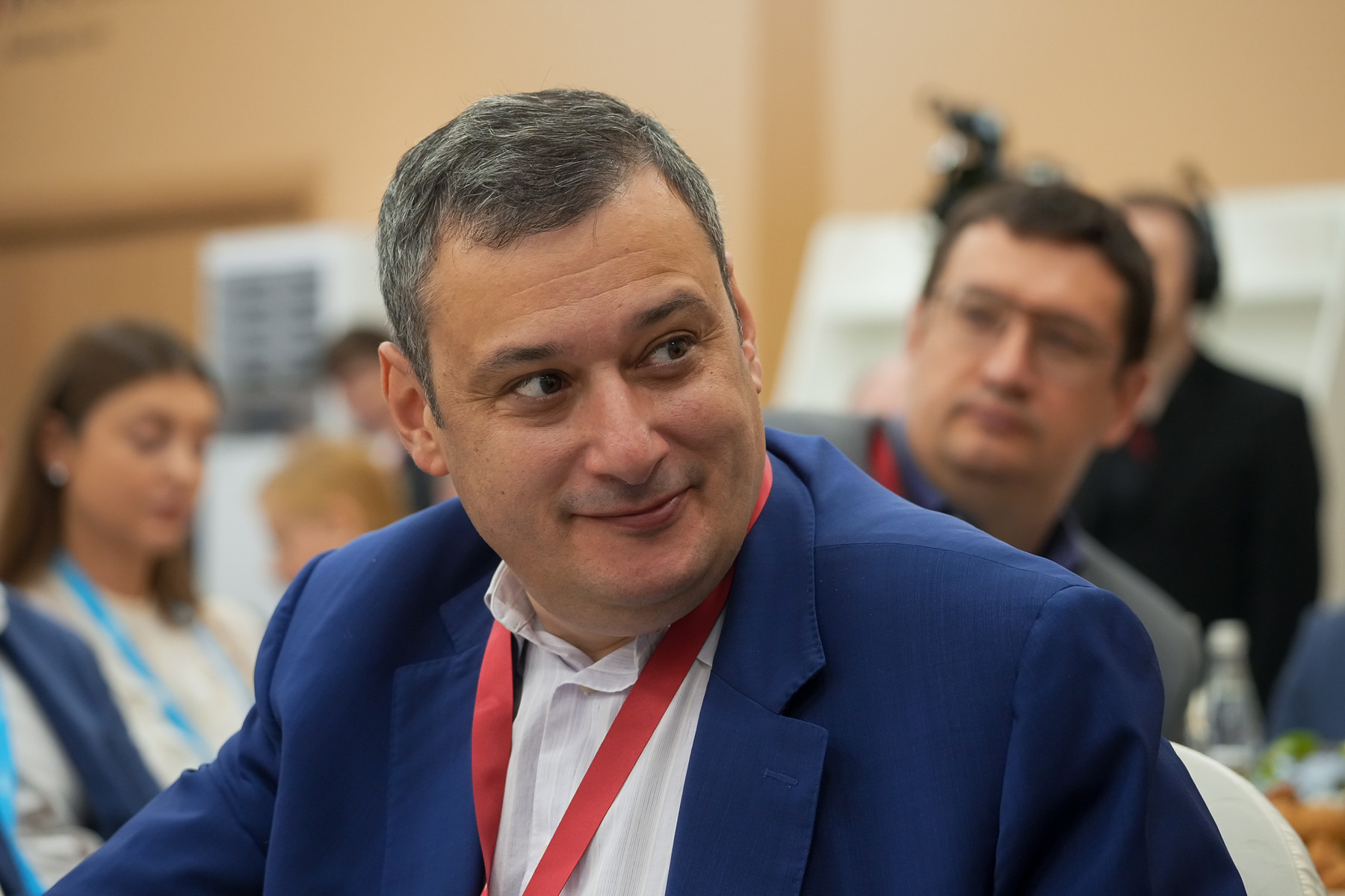 Александр Хинштейн